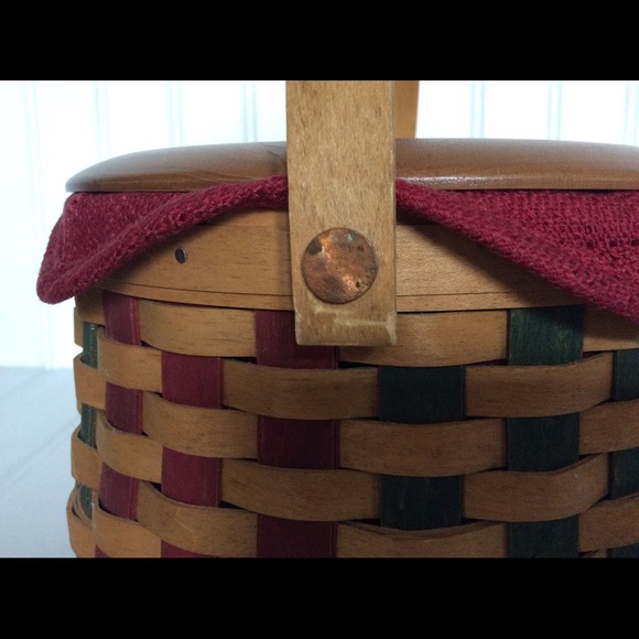 Longaberger 2003 Christmas Caroling Basket🎄 - Picture 6 of 16